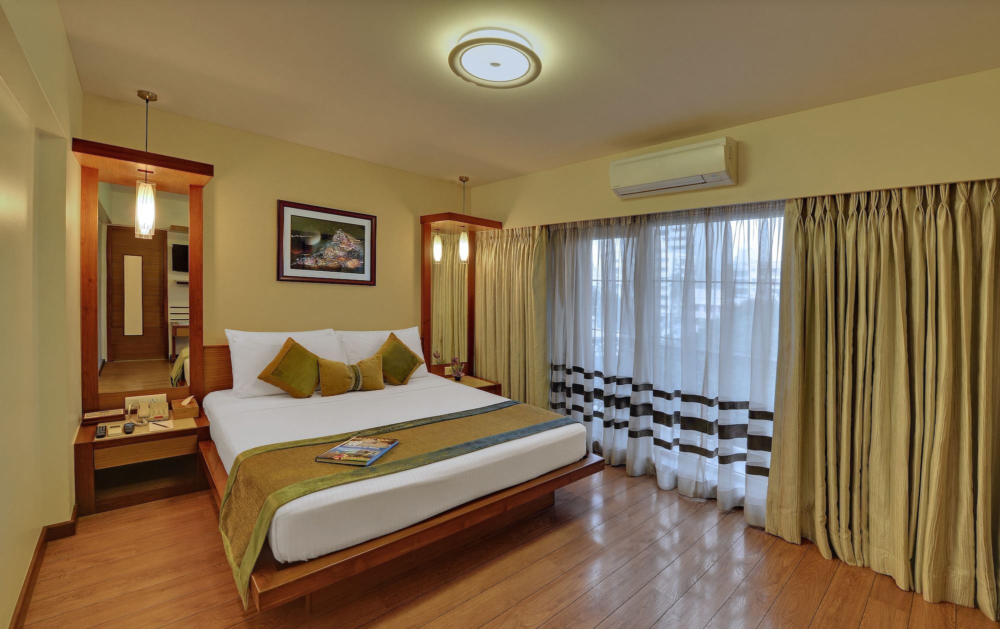 Grand Residency Hotel & Serviced Apartments Bombaim Exterior foto