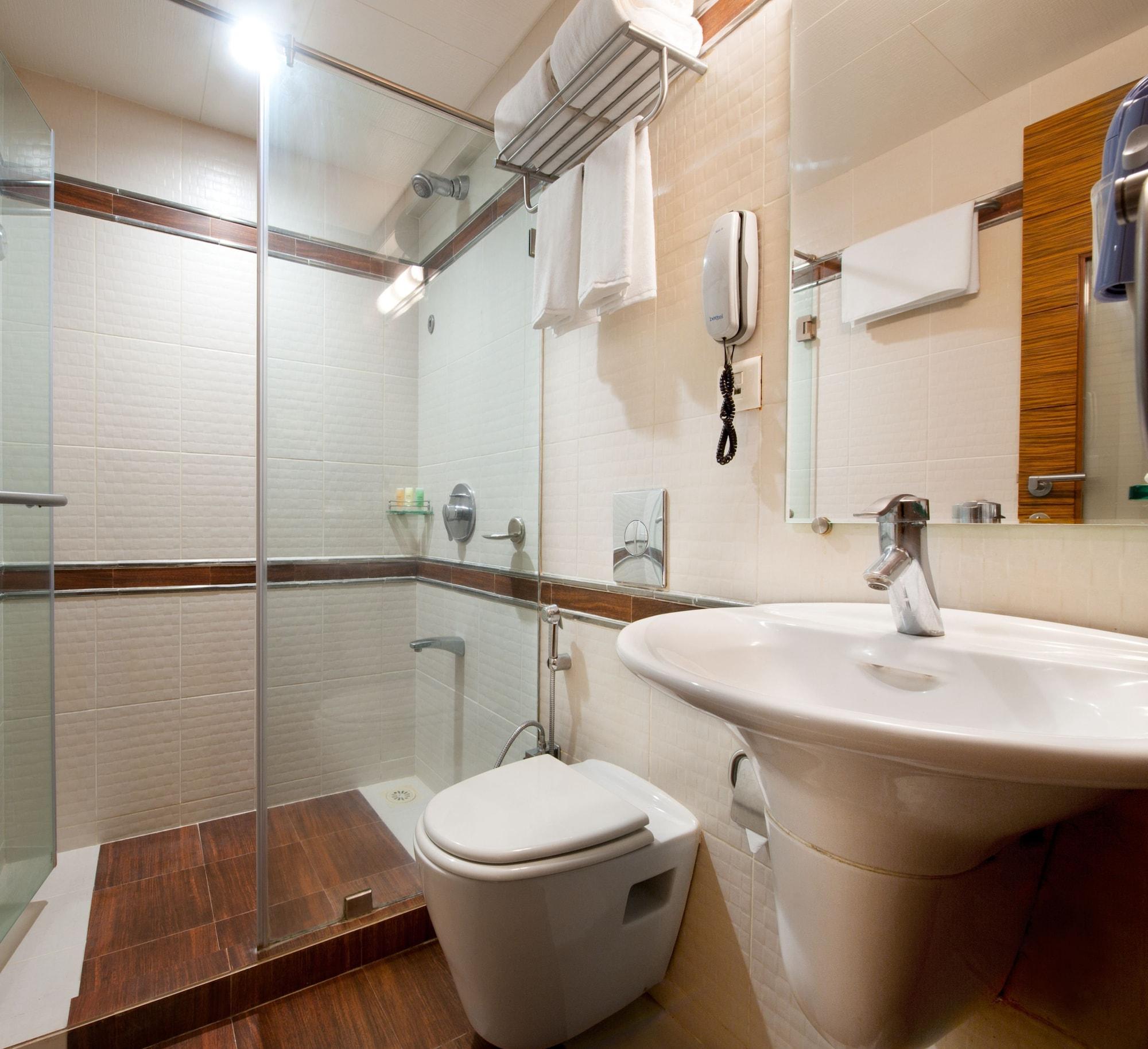 Grand Residency Hotel & Serviced Apartments Bombaim Exterior foto