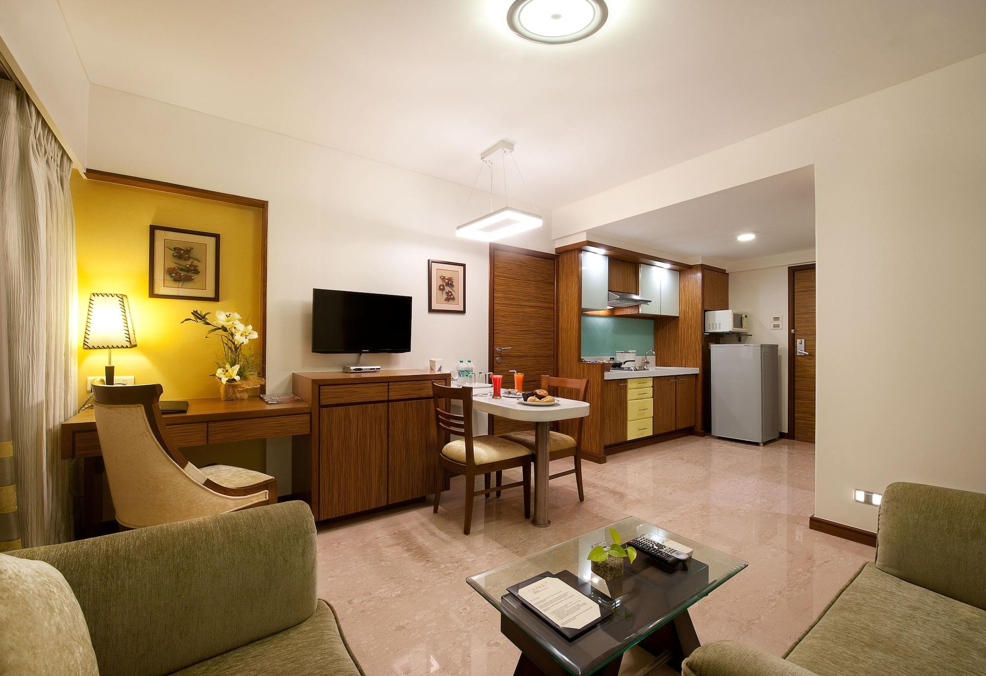Grand Residency Hotel & Serviced Apartments Bombaim Exterior foto