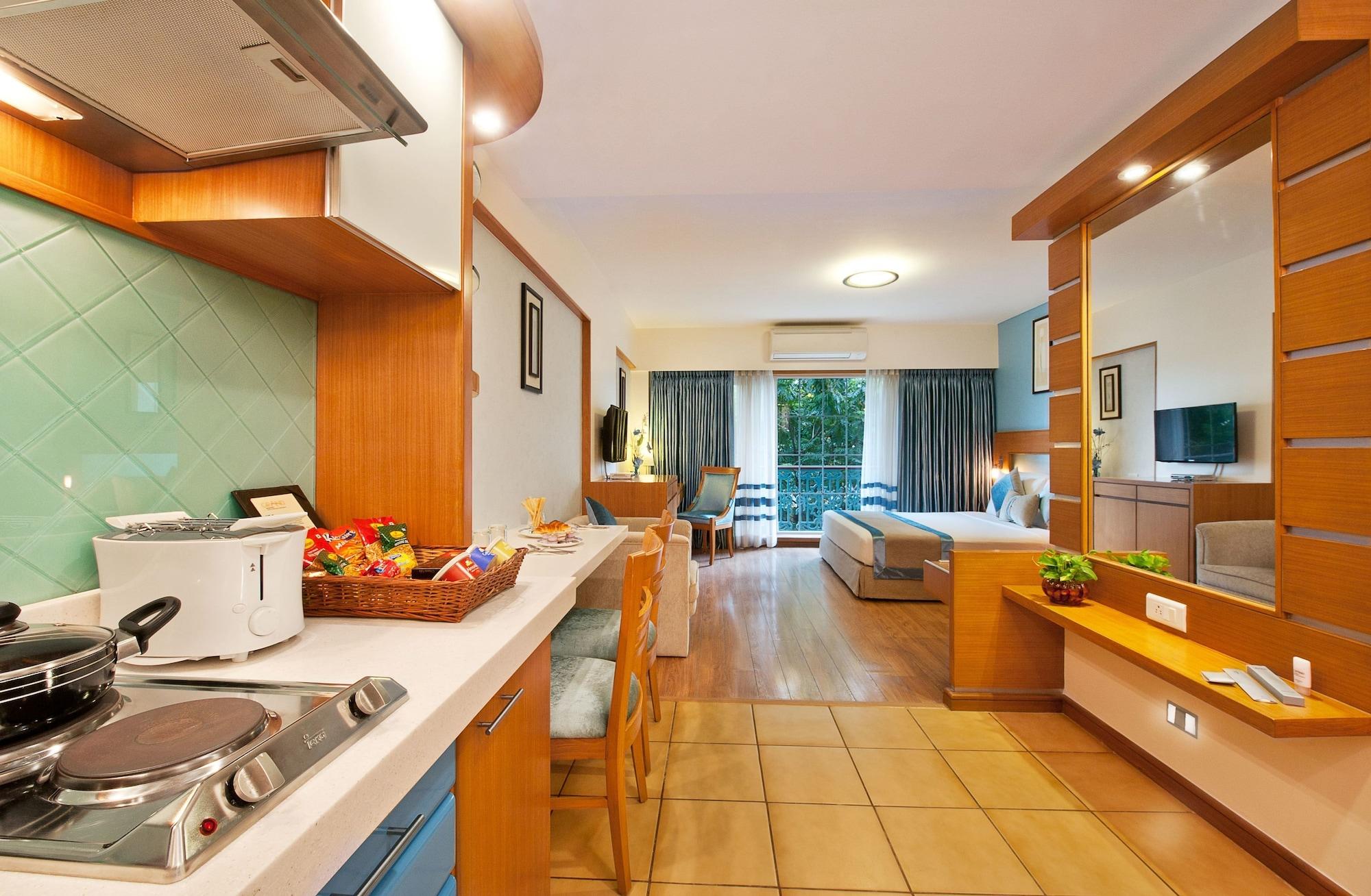 Grand Residency Hotel & Serviced Apartments Bombaim Exterior foto