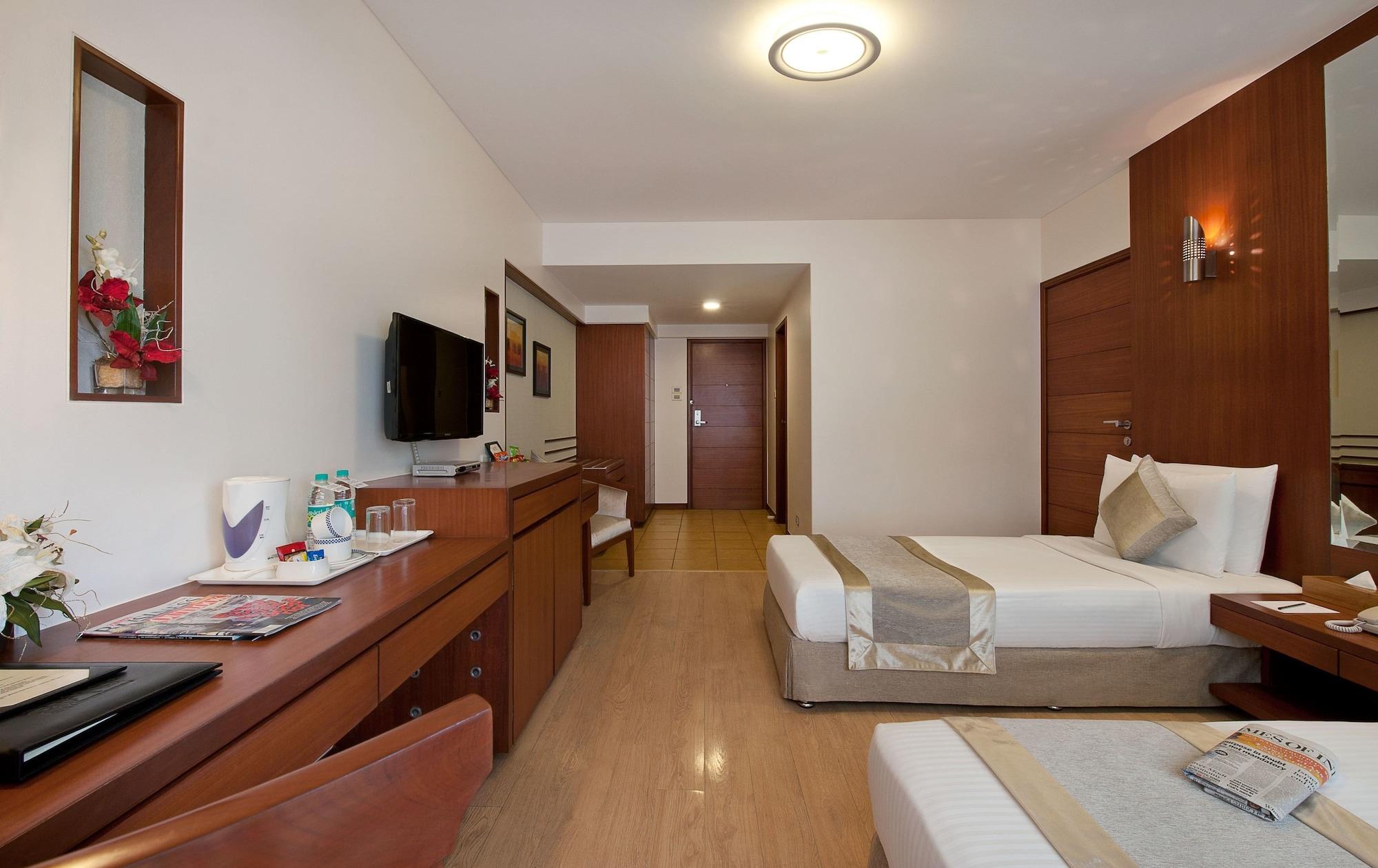 Grand Residency Hotel & Serviced Apartments Bombaim Exterior foto
