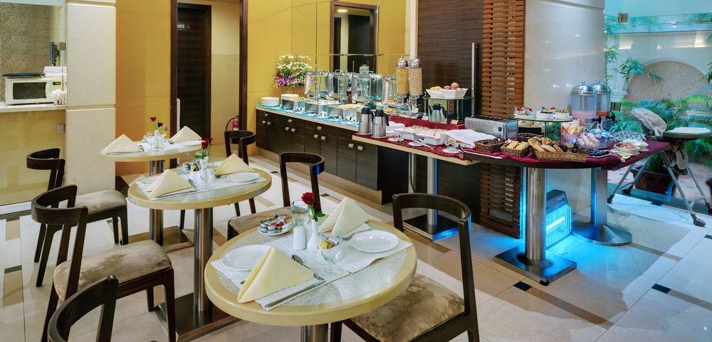 Grand Residency Hotel & Serviced Apartments Bombaim Exterior foto