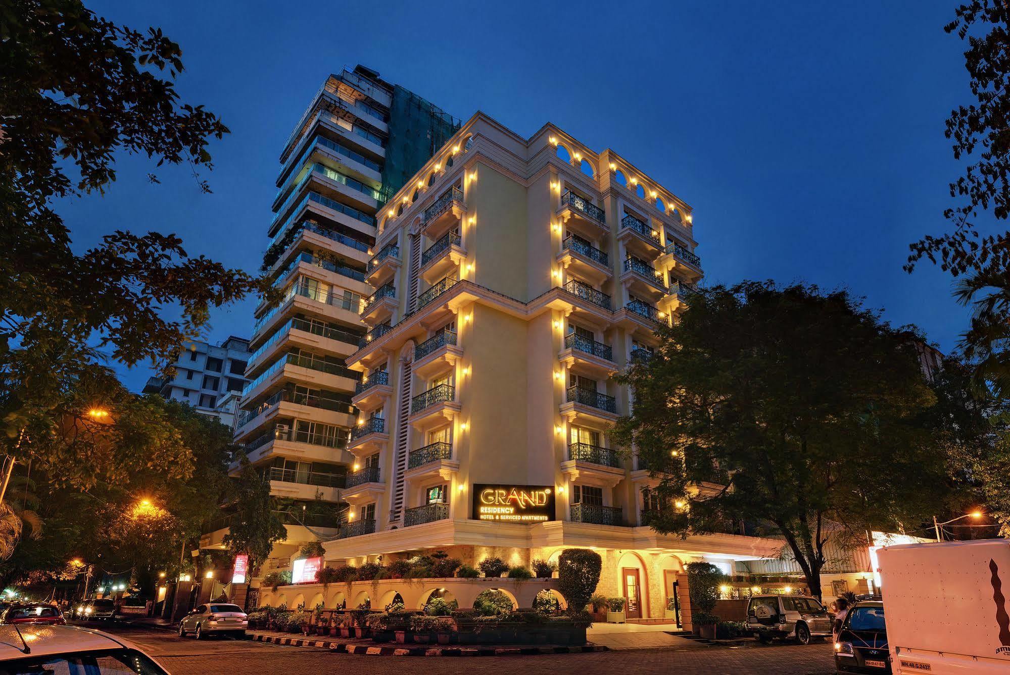 Grand Residency Hotel & Serviced Apartments Bombaim Exterior foto